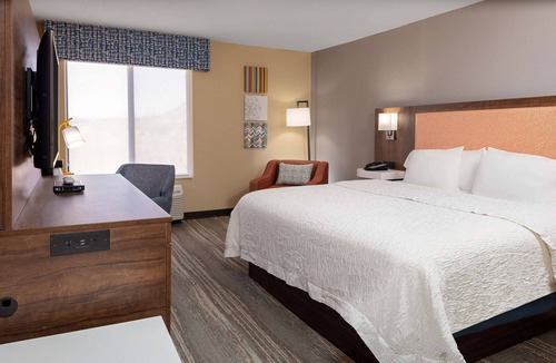 Castle Rock Hotel | Hampton Inn Castle Rock