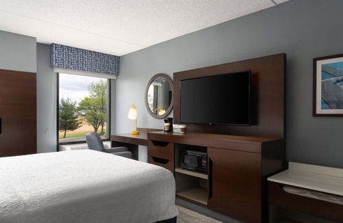 Chambersburg Hotel | Hampton Inn Chambersburg