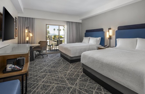 Hollywood Hotel | Hampton Inn Channel Islands Harbor/Oxnard