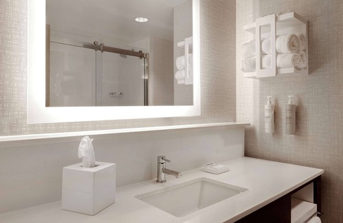 Orland Park Hotel | Hampton Inn Chicago Orland Park