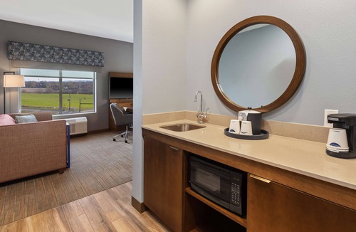Circleville Hotel | Hampton Inn Circleville