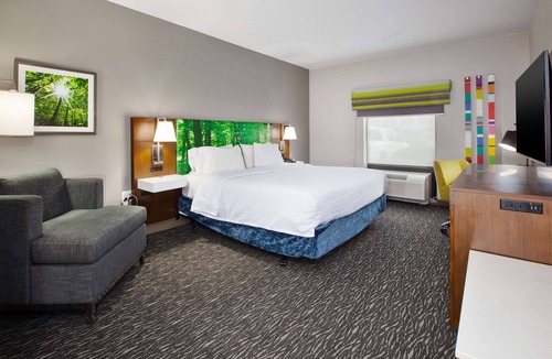 Clarion Hotel | Hampton Inn Clarion
