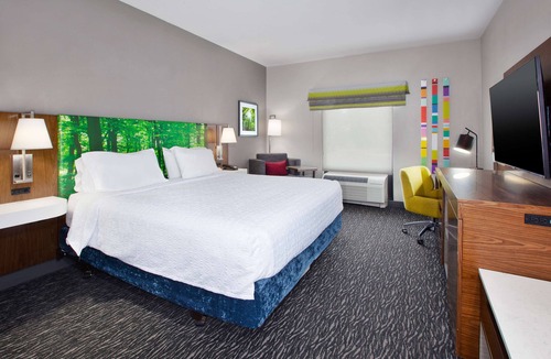 Clarion Hotel | Hampton Inn Clarion