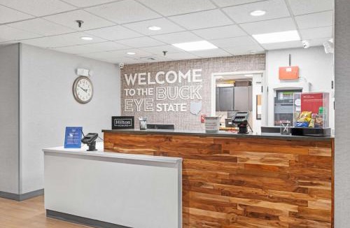Westlake Hotel | Hampton Inn Cleveland-Westlake