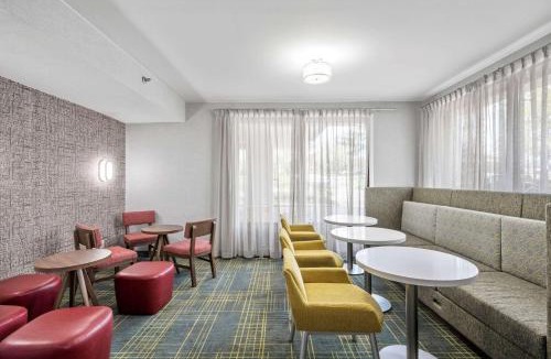 Westlake Hotel | Hampton Inn Cleveland-Westlake