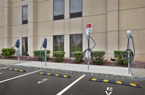 Clinton Hotel | Hampton Inn Clinton