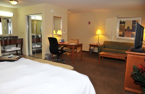 Clinton Hotel | Hampton Inn Clinton