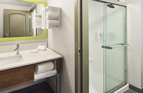Colby Hotel | Hampton Inn Colby