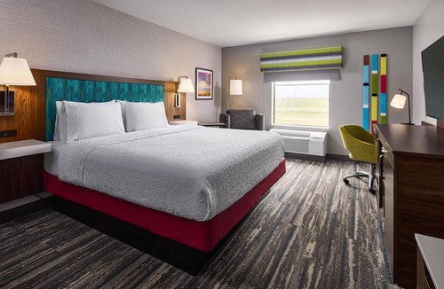 Colby Hotel | Hampton Inn Colby