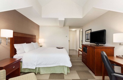 Burlington Hotel | Hampton Inn Colchester