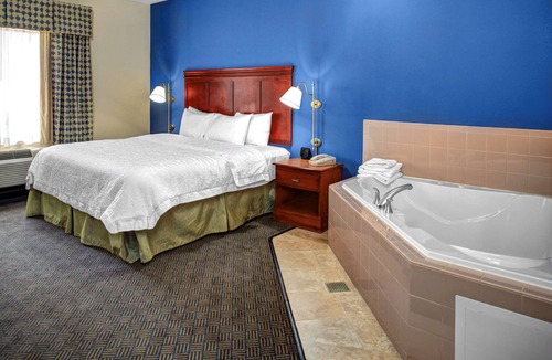 Coldwater Hotel | Hampton Inn Coldwater