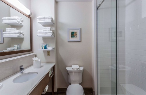 Southeast Colorado Springs Hotel | Hampton Inn Colorado Springs-Airport