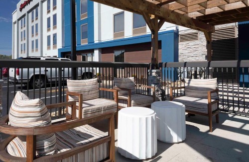Conyers Hotel | Hampton Inn Conyers