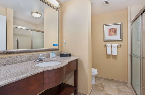 Covington Hotel | Hampton Inn Covington, GA