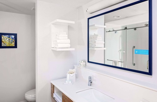 Cranbury Hotel | Hampton Inn Cranbury