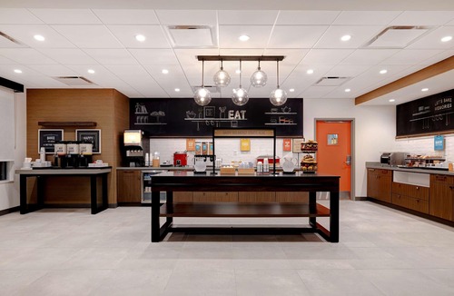 Crown Point Hotel | Hampton Inn Crown Point