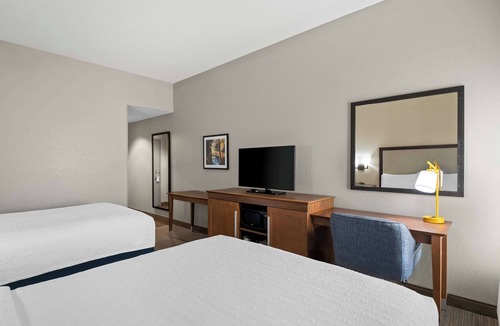 Plantation Estates Hotel | Hampton Inn Debary/Deltona