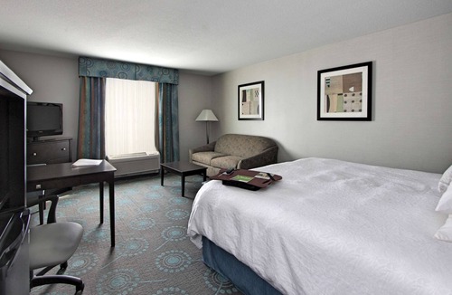 Defiance Hotel | Hampton Inn Defiance