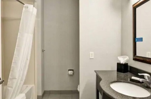 Defiance Hotel | Hampton Inn Defiance