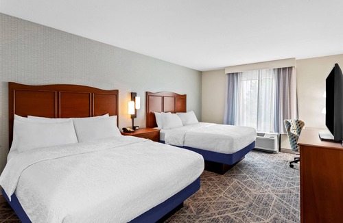 DeKalb Hotel | Hampton Inn DeKalb, IL
