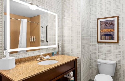 DeKalb Hotel | Hampton Inn DeKalb, IL
