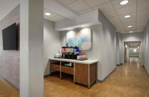 Derby Hotel | Hampton Inn Derby-Wichita Southeast