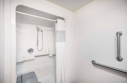 Dover Hotel | Hampton Inn Dover