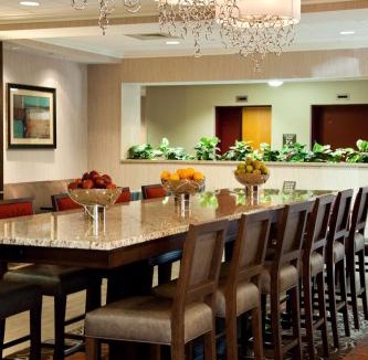 Warrington Hotel | Hampton Inn Doylestown