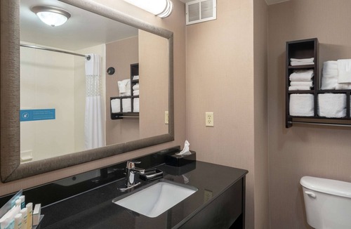 Dublin Hotel | Hampton Inn Dublin