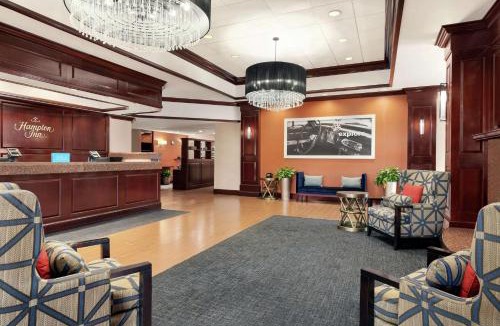 Potomac Falls Hotel | Hampton Inn Dulles/Cascades