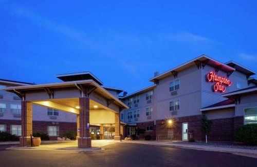 Canal Park Hotel | Hampton Inn Duluth-Canal Park