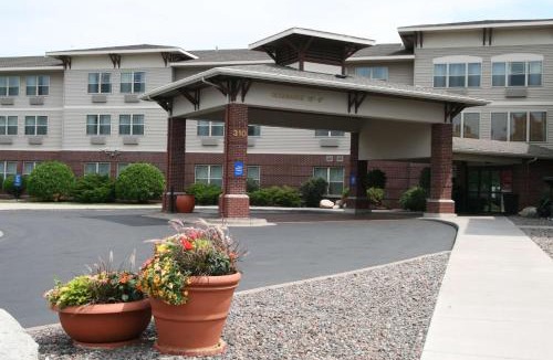 Canal Park Hotel | Hampton Inn Duluth-Canal Park