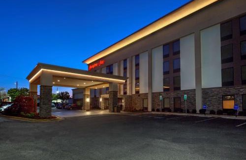 Montclair Hotel | Hampton Inn Dumfries/Quantico