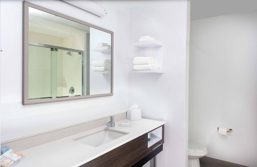 Dunedin Hotel | Hampton Inn Dunedin