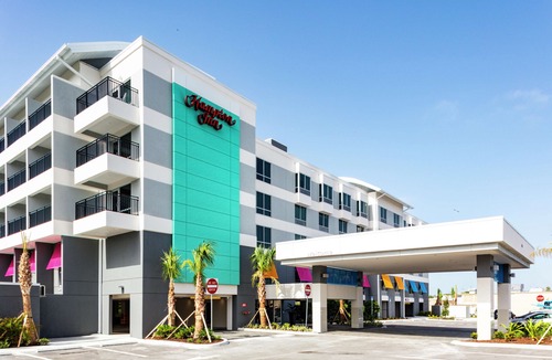 Dunedin Hotel | Hampton Inn Dunedin