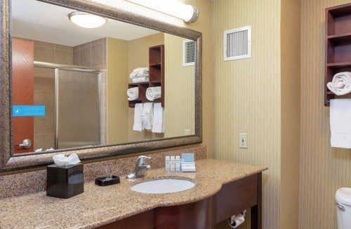East Lansing Hotel | Hampton Inn East Lansing