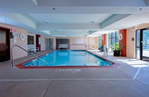 East Windsor Hotel | Hampton Inn East Windsor