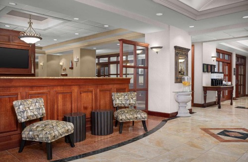 Palmer Hotel | Hampton Inn Easton