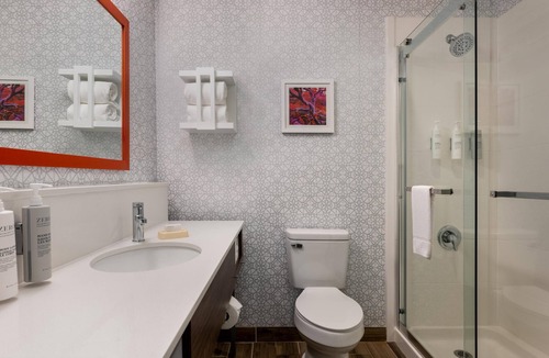 Eden Hotel | Hampton Inn Eden