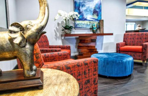 Edmond Hotel | Hampton Inn Edmond