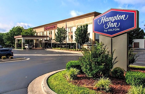 Edmond Hotel | Hampton Inn Edmond