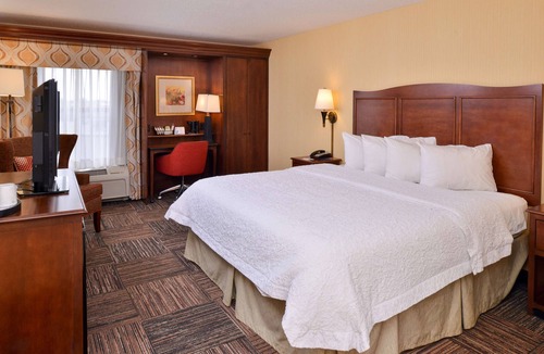 Elkhart Hotel | Hampton Inn Elkhart IN
