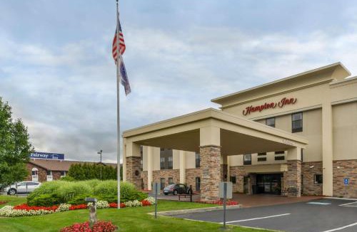 Elkhart Hotel | Hampton Inn Elkhart