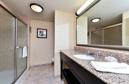 Ellsworth Hotel | Hampton Inn Ellsworth/Bar Harbor