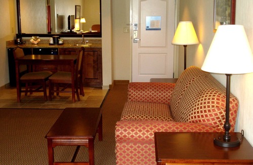 Emporia Hotel | Hampton Inn Emporia