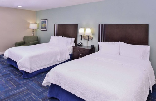 Western Hotel | Hampton Inn Eugene