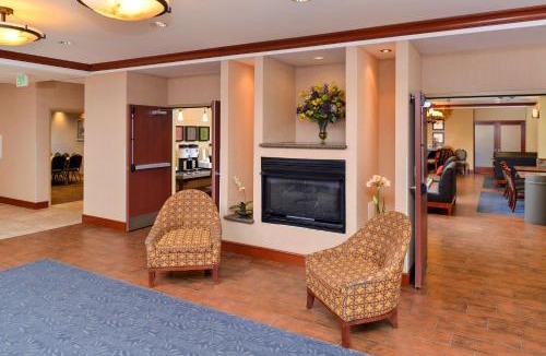 Evanston Hotel | Hampton Inn Evanston