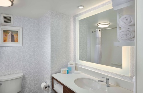 Fairfax Hotel | Hampton Inn Fairfax City