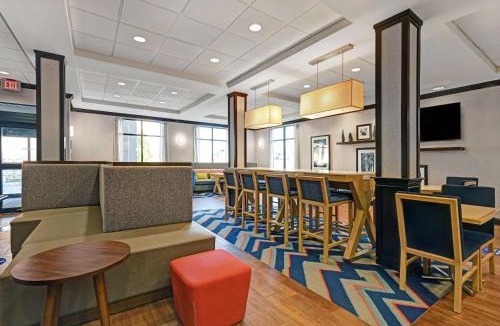 Farmington Hotel | Hampton Inn Farmington
