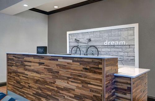 Farmington Hotel | Hampton Inn Farmington